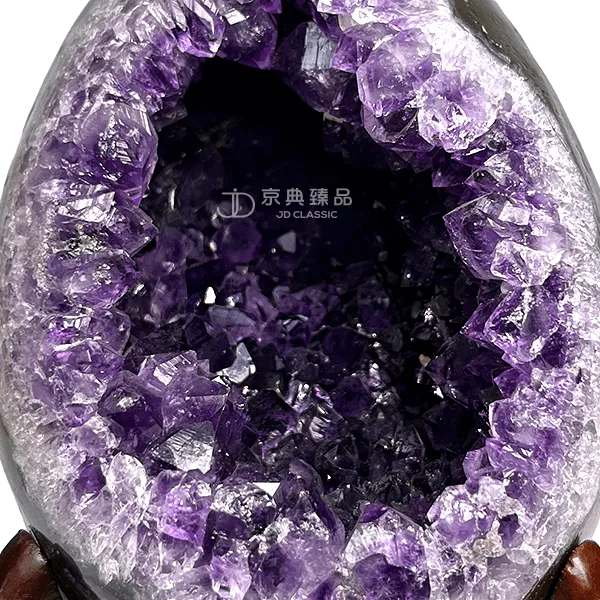【京典臻品】 紫水晶恐龍蛋 紫水晶洞 ( 紫晶洞 ) 0.7KG 小型晶洞